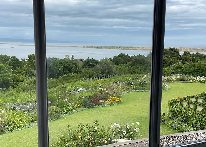 Beach House Plett Lookout